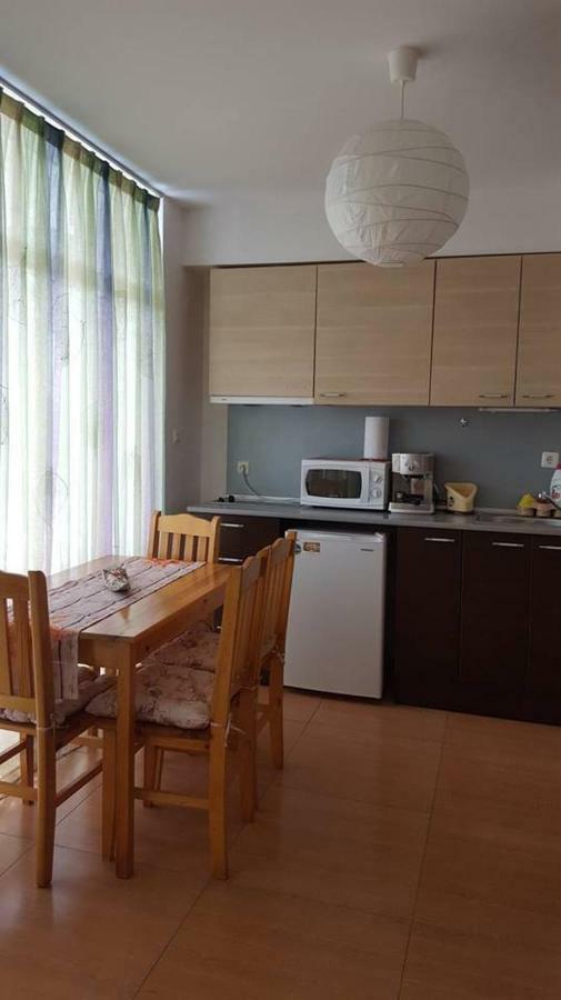 Grand Kameliq Apartamento Sunny Beach Exterior foto